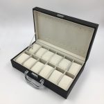 12-wooden-watch-box-02