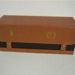 brown-leather-single-bottle-red-wine-box-magnet-seal-01