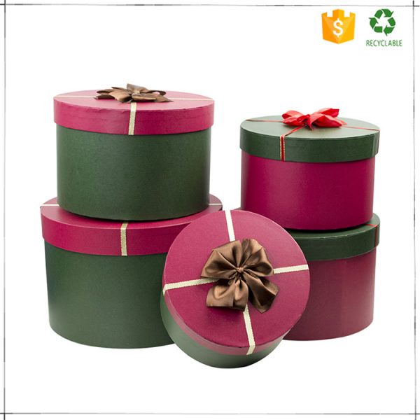 cardboard hat boxes with lids