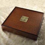 customised-gift-boxes-for-essential-oil-set-with-rattan-lid-03