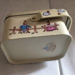 fashion-handle-design-square-gift-box-01