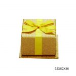 gift-box-with-magnet-closure-02