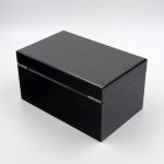 large-lacquered-wooden-jewelry-cosmetic-box-with-mirror-03