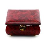 locked-wooden-gift-box-with-acrylic-window-02