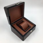 luxury-wooden-pu-leather-pillow-watch-gift-box-with-lock-02