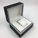 simple-black-box-for-watch-01