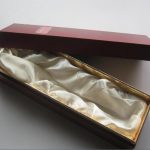 simple-paper-wine-carriage-pack-box-02
