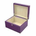 simple-wooden-jewelry-case-01
