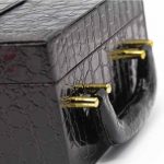 two-bottle-wine-gift-box-with-wine-accessores-03