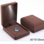 velvet-led-light-packaging-box-01