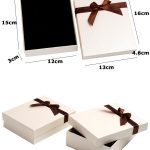 white-cardboard-necklace-gift-box-02