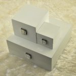 white-plain-wooden-packing-box-with-hinged-lid-for-jade-03