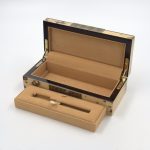 wooden-gift-box-with-magnetic-closure-for-pen-01