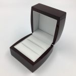 wooden-glossy-wedding-ring-box-01