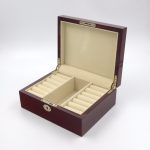 wooden-jewelry-display-case-01
