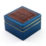 wooden-watch-holder-box-with-crocodile-leather-lid-03